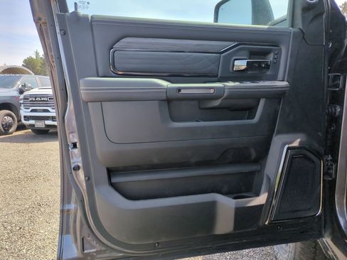 New 2026 RAM 2500 Limited AWD/4WD image 11