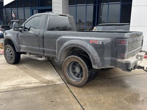 Used 2022 Ford F450 XLT w/ XLT Value Package image 4