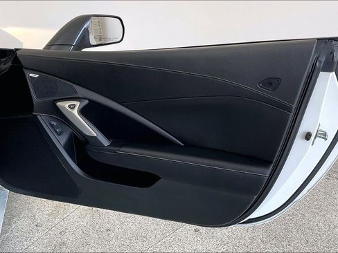Used 2015 Chevrolet Corvette Stingray Z51 w/ 2LT Preferred Equipment Group image 25