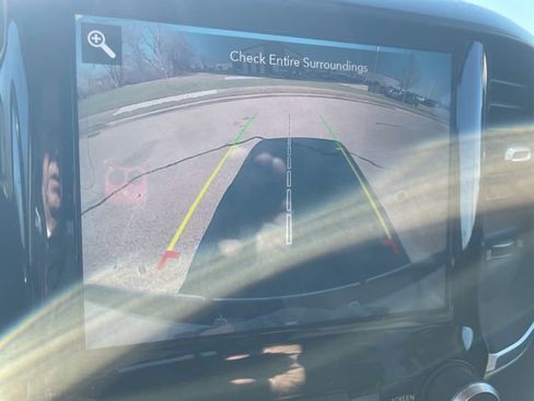 Used 2021 RAM 1500 Laramie image 10