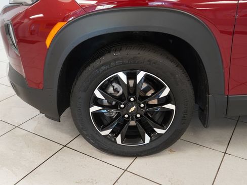 Used 2023 Chevrolet TrailBlazer LT w/ LPO, Blackout Package AWD/4WD image 19
