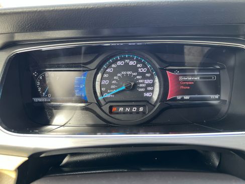 Used 2019 Ford Taurus SEL w/ Equipment Group 201A image 18