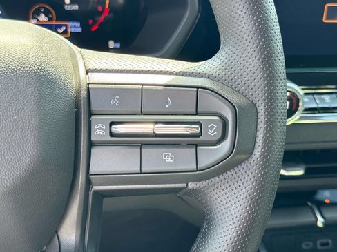 New 2026 Chevrolet Colorado Trail Boss AWD/4WD image 17