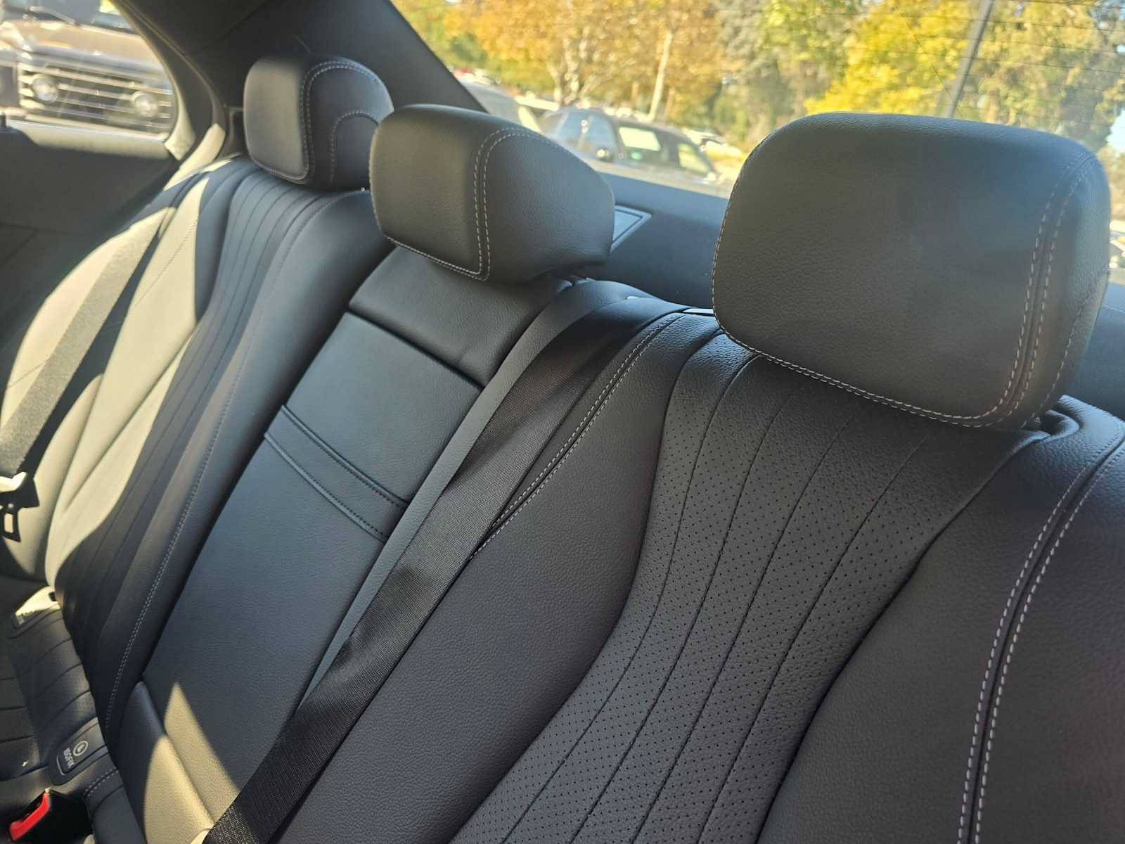 Used 2023 Mercedes-Benz E 350 4MATIC Sedan image 18