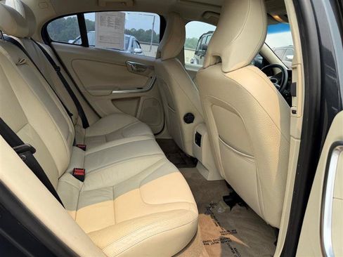 Used 2014 Volvo S60 T5 FWD image 18
