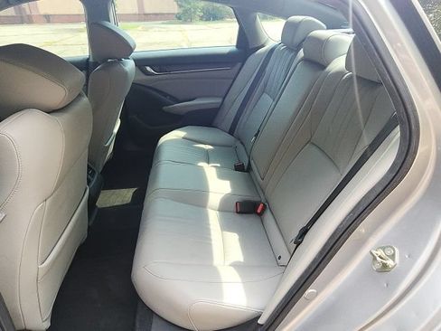 Used 2019 Honda Accord EX-L image 33