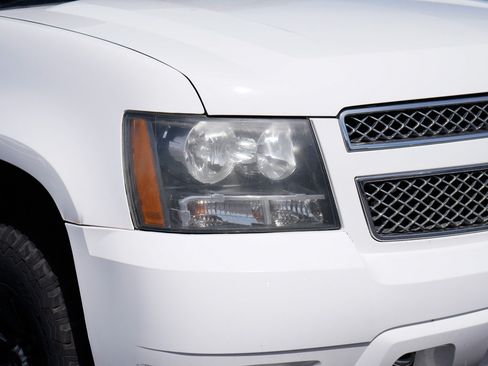 Used 2014 Chevrolet Tahoe LT w/ All-Star Edition AWD/4WD image 13
