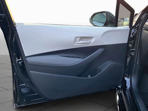 Certified 2025 Toyota Corolla LE image 19