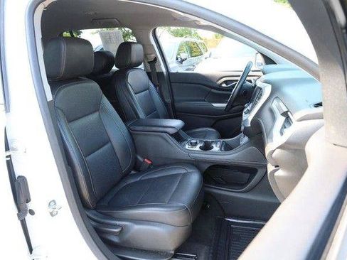 Used 2023 GMC Acadia SLT AWD/4WD image 28