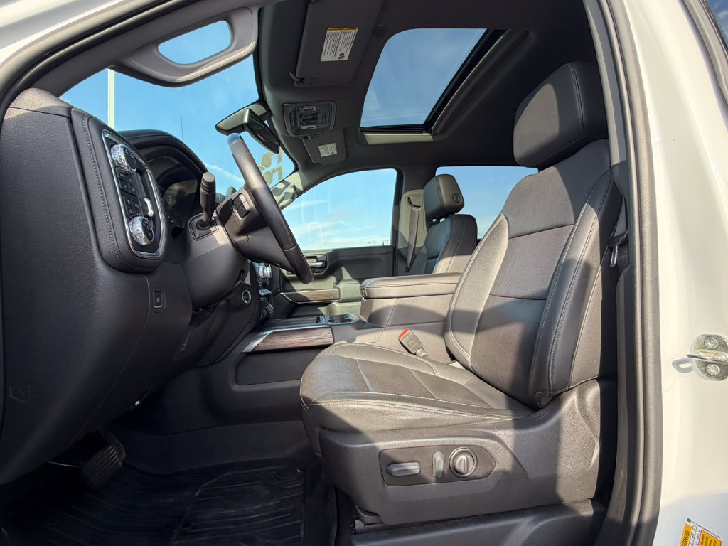 Used 2022 GMC Sierra 1500 SLT w/ SLT Premium Package AWD/4WD image 26