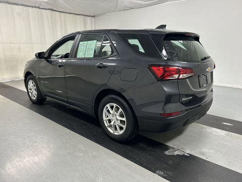 Used 2022 Chevrolet Equinox LS image 5