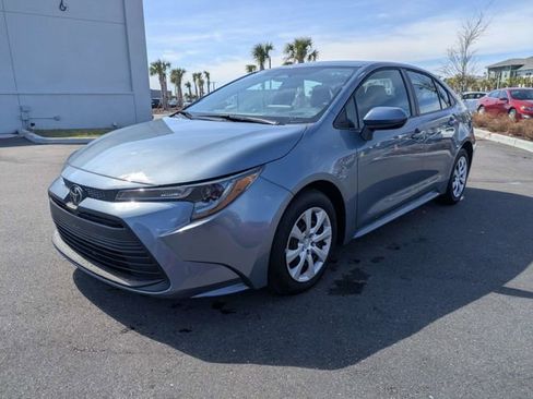 Used 2024 Toyota Corolla LE FWD image 7