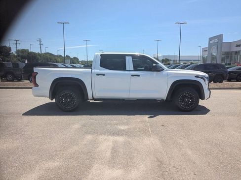 Used 2022 Toyota Tundra SR w/ SR Tow Package RWD image 6