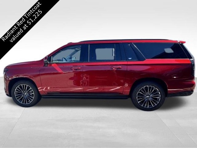 Used 2025 Cadillac Escalade ESV Sport Platinum AWD/4WD image 5