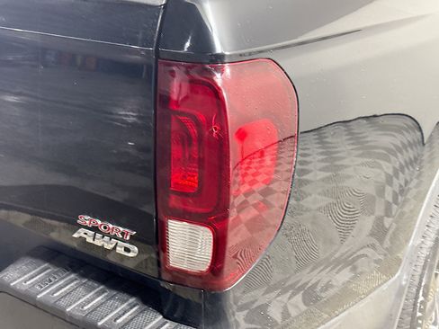 Used 2022 Honda Ridgeline Sport image 34