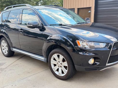 Used 2013 Mitsubishi Outlander SE image 14