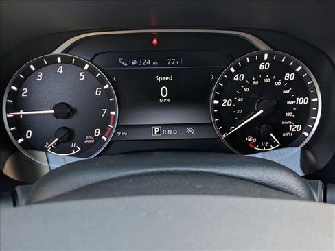 Certified 2025 Nissan Frontier SV w/ SV Convenience Package image 10