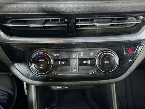 Used 2024 Buick Envista Sport Touring w/ Convenience II Package FWD image 22