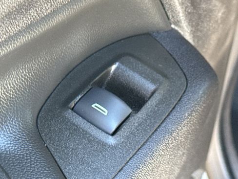 Certified 2024 Chevrolet Equinox LT w/ LPO, Floor Liner Package AWD/4WD image 30