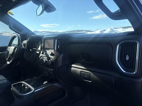 Used 2019 Chevrolet Silverado 1500 High Country image 30