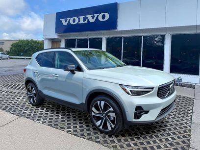 Certified 2025 Volvo XC40 B5 Ultra