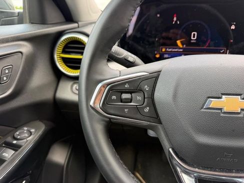 Used 2025 Chevrolet Trax LT w/ Driver Confidence Package FWD image 10