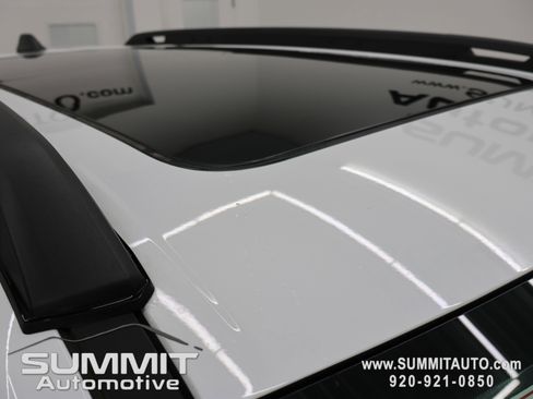 New 2026 Jeep Cherokee Limited image 4