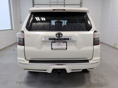 Used 2016 Toyota 4Runner Limited image 6