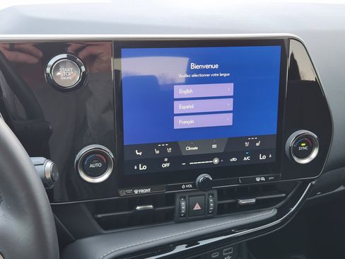 Certified 2024 Lexus NX 250 FWD w/ Towing Package (2000 Lbs) image 18