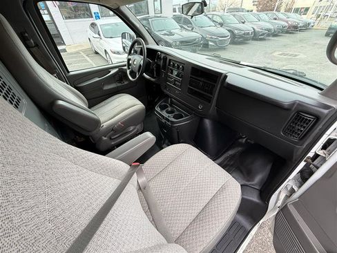 Used 2014 Chevrolet Express 1500 AWD image 26