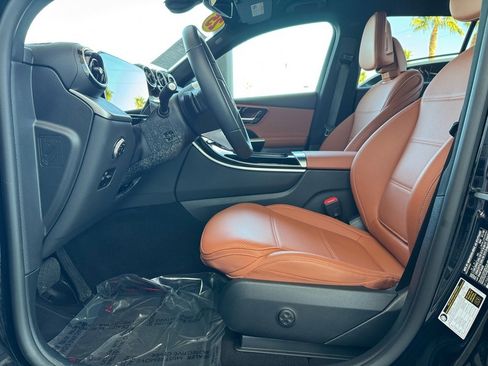 Certified 2025 Mercedes-Benz GLC 300 image 13