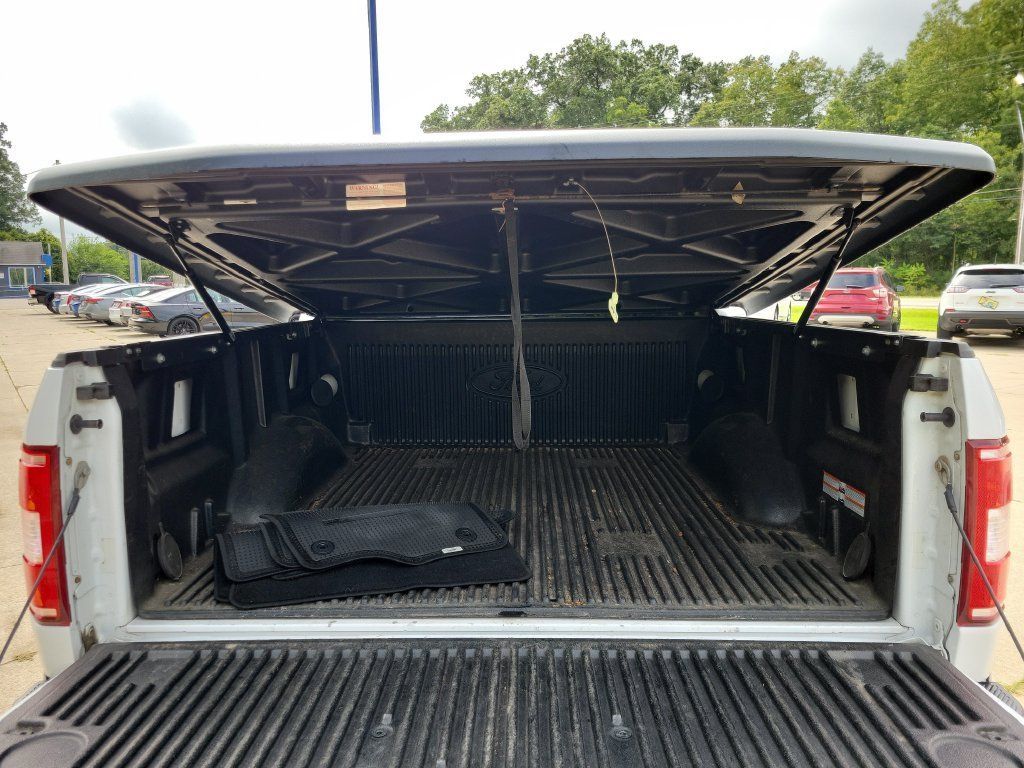 Used 2019 Ford F150 XLT w/ Equipment Group 302A Luxury AWD/4WD image 9