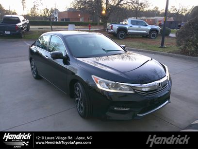 Used 2017 Honda Accord EX