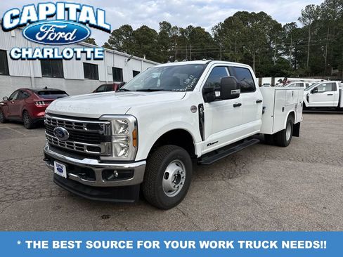 New 2025 Ford F350 XL w/ XL Chrome Package image 4