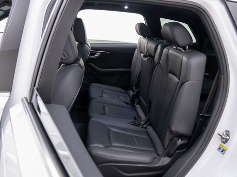 Used 2020 Audi Q7 3.0T Premium Plus image 16