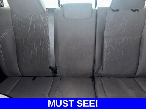 Used 2017 Toyota Tacoma TRD Sport w/ Tow Package (A/T) image 13