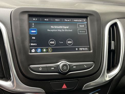 Certified 2019 Chevrolet Equinox LT AWD/4WD image 17
