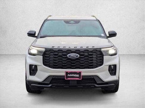 New 2026 Ford Explorer ST-Line w/ ST-Line Street Pack image 6
