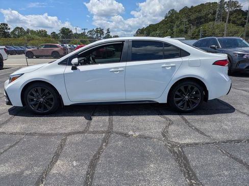 Used 2025 Toyota Corolla SE FWD image 7