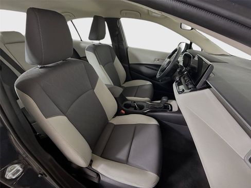 Used 2024 Toyota Corolla LE FWD image 26