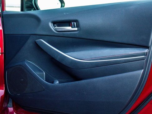 Used 2023 Toyota Corolla SE image 19