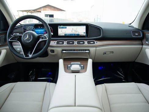 New 2026 Mercedes-Benz GLE 450 4MATIC image 17