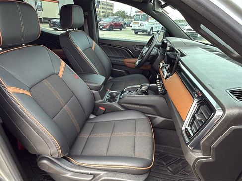 Used 2023 GMC Canyon AT4 w/ Canyon Safety Plus Package image 29