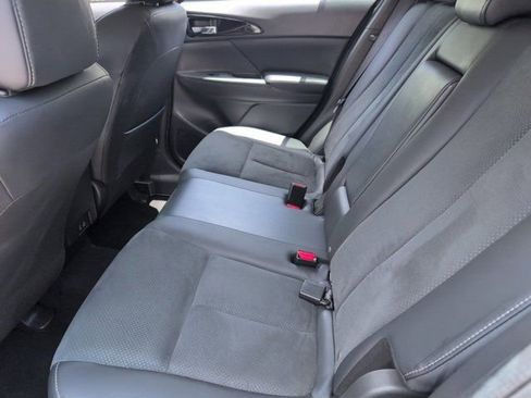 Used 2025 Mitsubishi Eclipse Cross SE AWD/4WD image 27