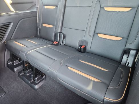 Used 2022 GMC Yukon AT4 image 36