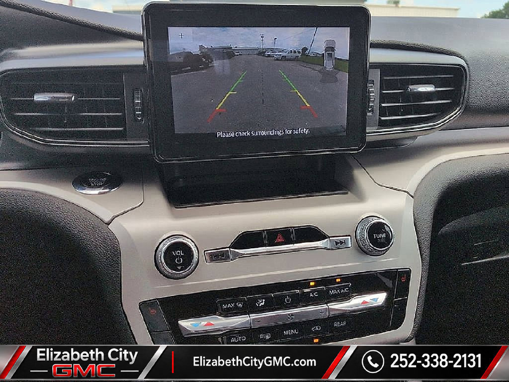 Used 2023 Ford Explorer XLT AWD/4WD image 15