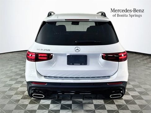 Used 2026 Mercedes-Benz GLB 250 image 6