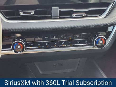 New 2026 Chevrolet Equinox LT AWD/4WD image 4