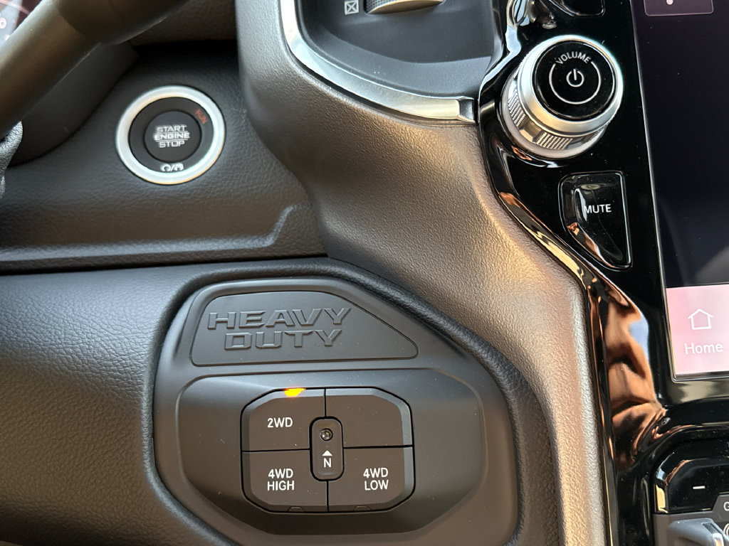 New 2027 RAM 2500 Laramie AWD/4WD image 28