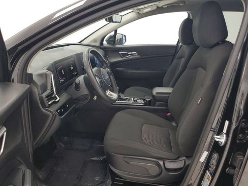 Used 2024 Kia Sportage LX FWD image 11
